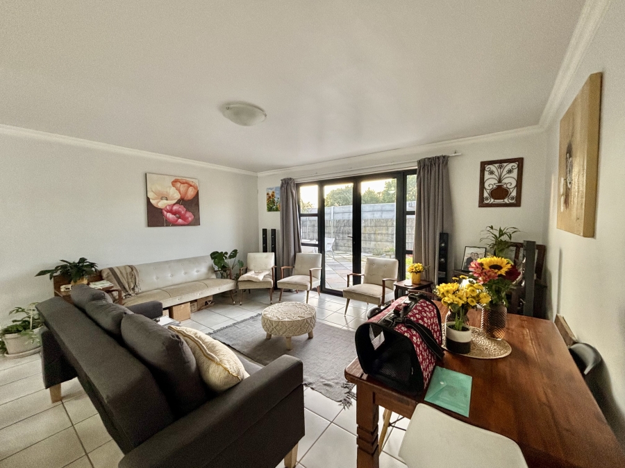 3 Bedroom Property for Sale in Loucharmante Western Cape